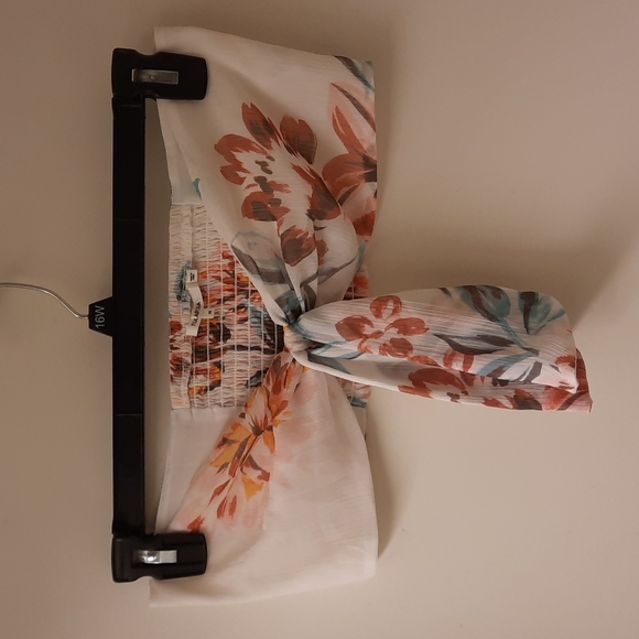 Tularosa Margaret Bandeau Top and Ida Skirt Set in Dahlia Floral - Picture 7 of 16